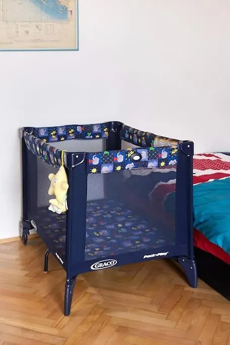 Studio Apartment One Sun ロヴラン